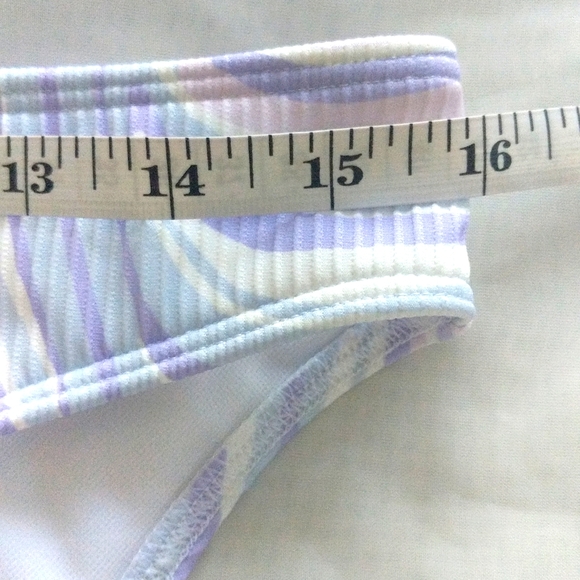 Hollister Women's Multicolor Swirls Bikini Bottoms - Picture 8 of 8